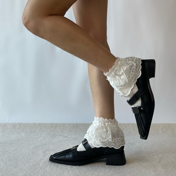 White Lace Cotton Crew Socks