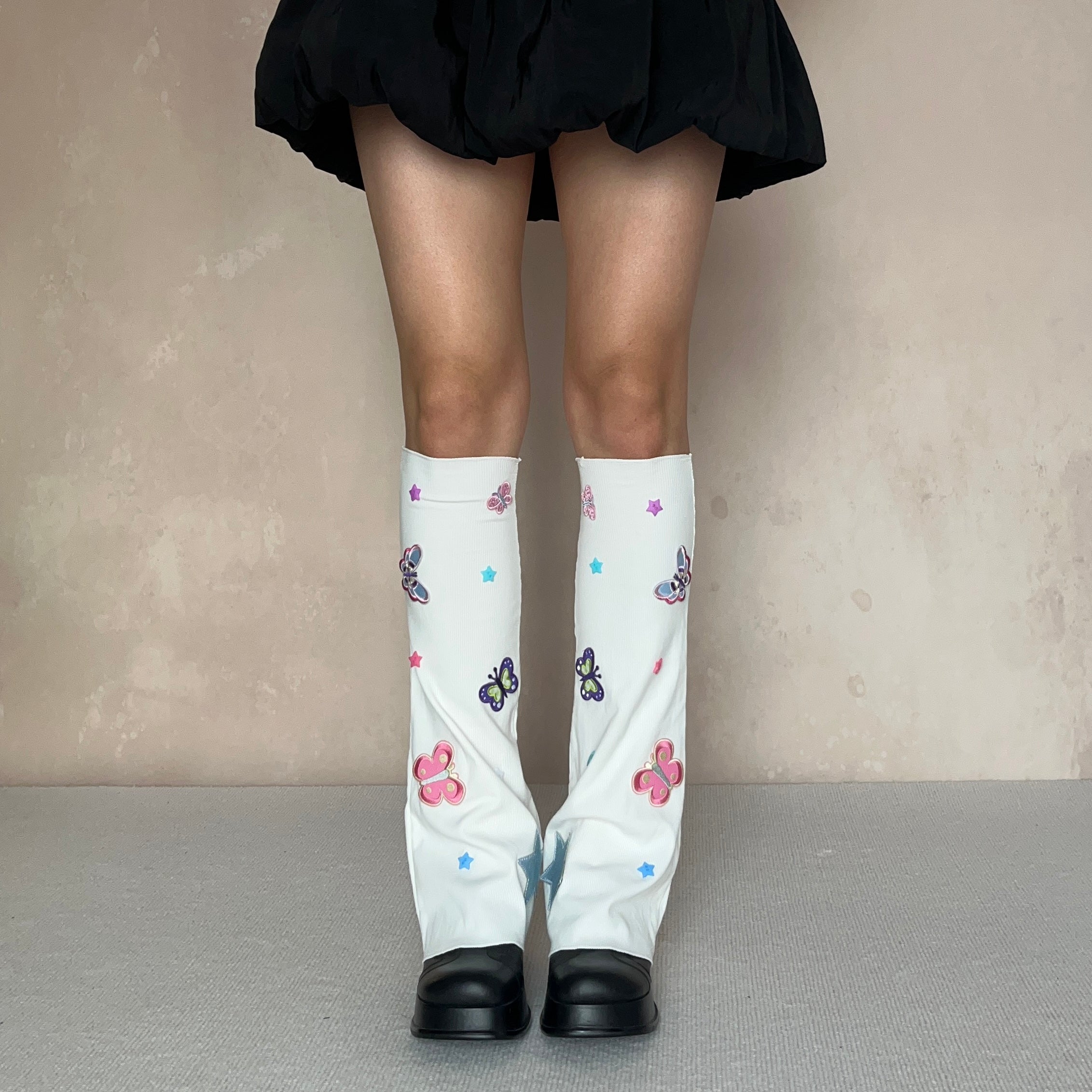 White Cotton Leg Warmer With Butterfly & Star Patches – Moody MuMu