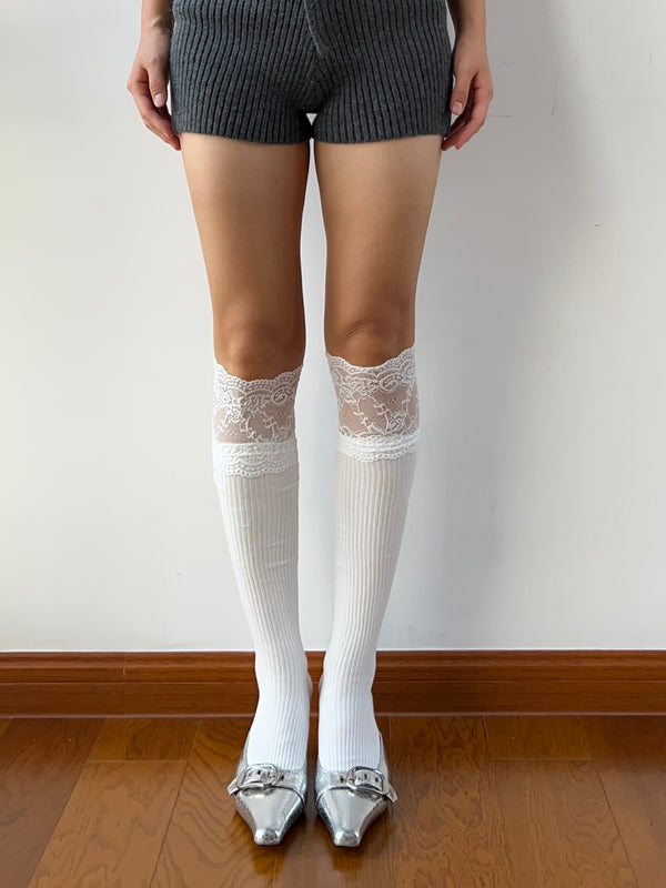 White Lace Edge Knee High Socks