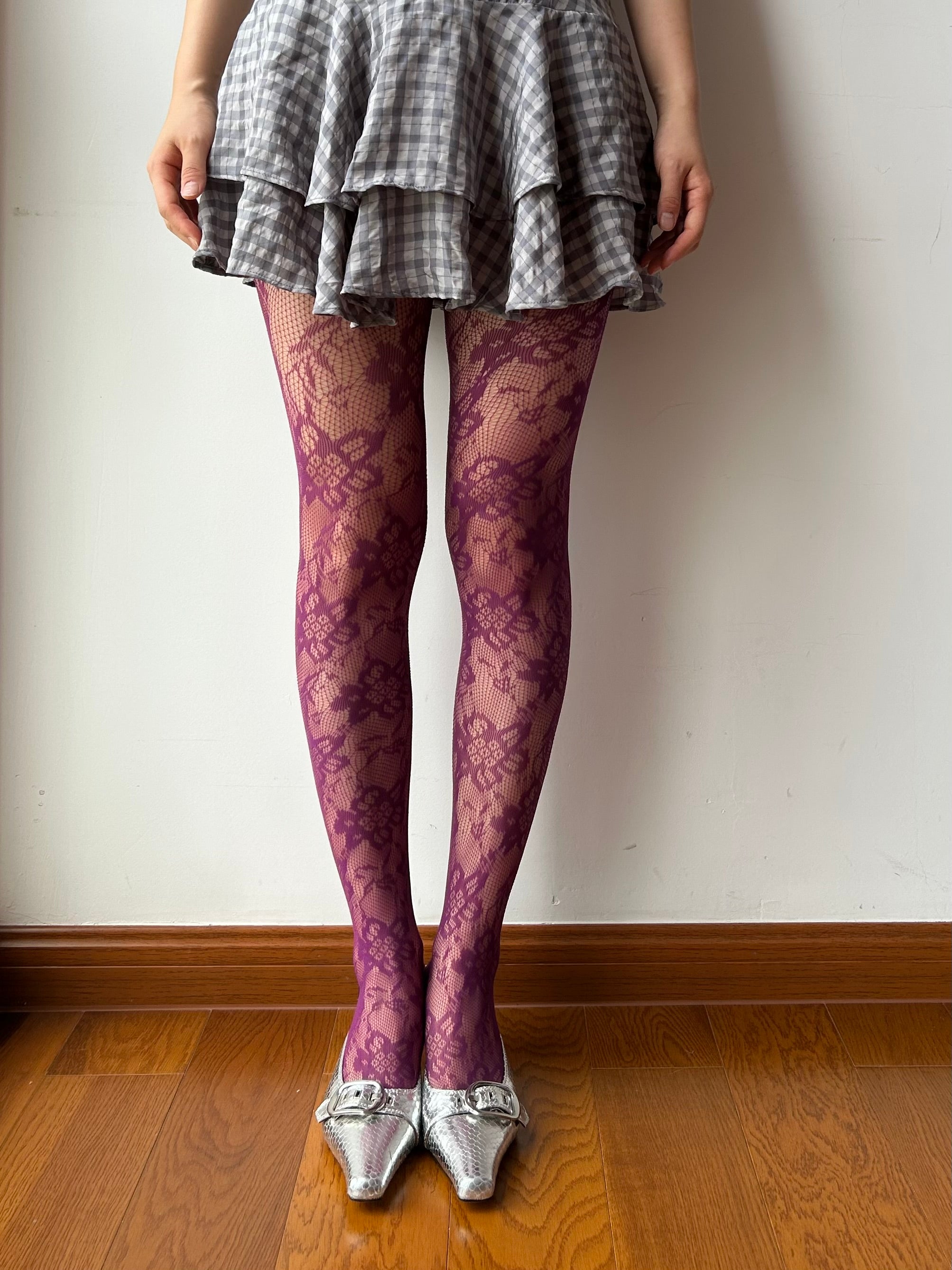 Burgundy Floral Pattern Fishnet Tights – Moody MuMu